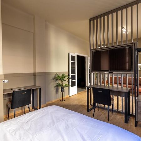 Noho Boutique , Premium Living Dikeou 8 Apartman Athén Kültér fotó