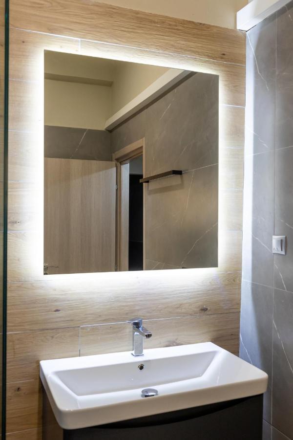 Noho Boutique , Premium Living Dikeou 8 Apartman Athén Kültér fotó