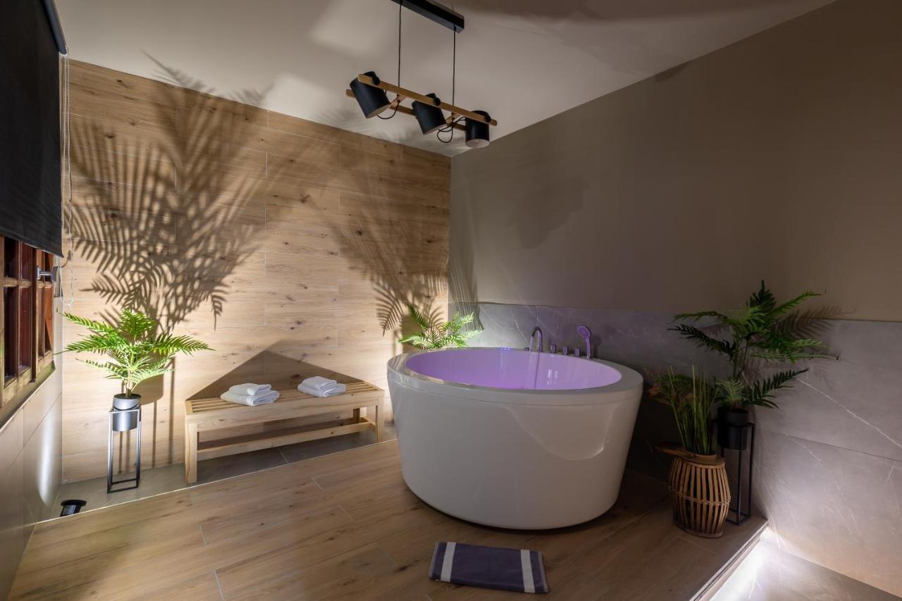 Noho Boutique , Premium Living Dikeou 8 Apartman Athén Kültér fotó